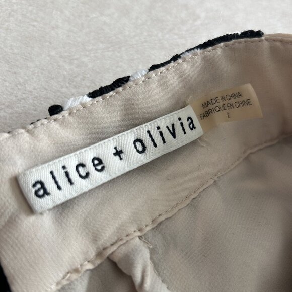 Alice + Olivia High-Waisted Lace Shorts ASO Taylor Swift - Picture 6 of 8